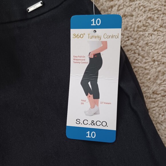 Women's Capri's, Size 10, NWT, Black - Picture 1 of 5